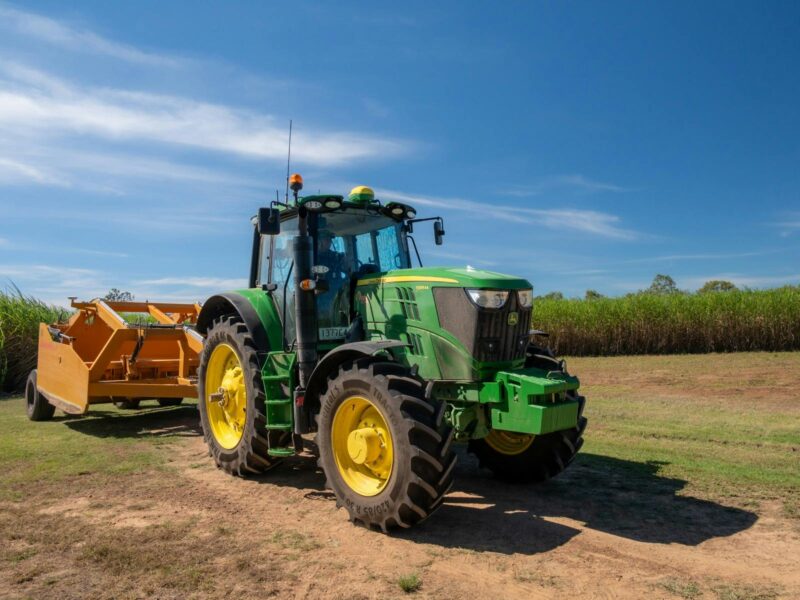 Oh Deere Farm Stsay machinery