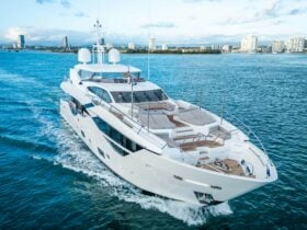 Gold Coast Yacht Charter YOTSPACE