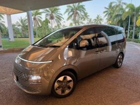 8 seater (inc driver) Hyundai Staria