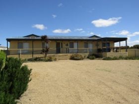 7 Trengove Drive