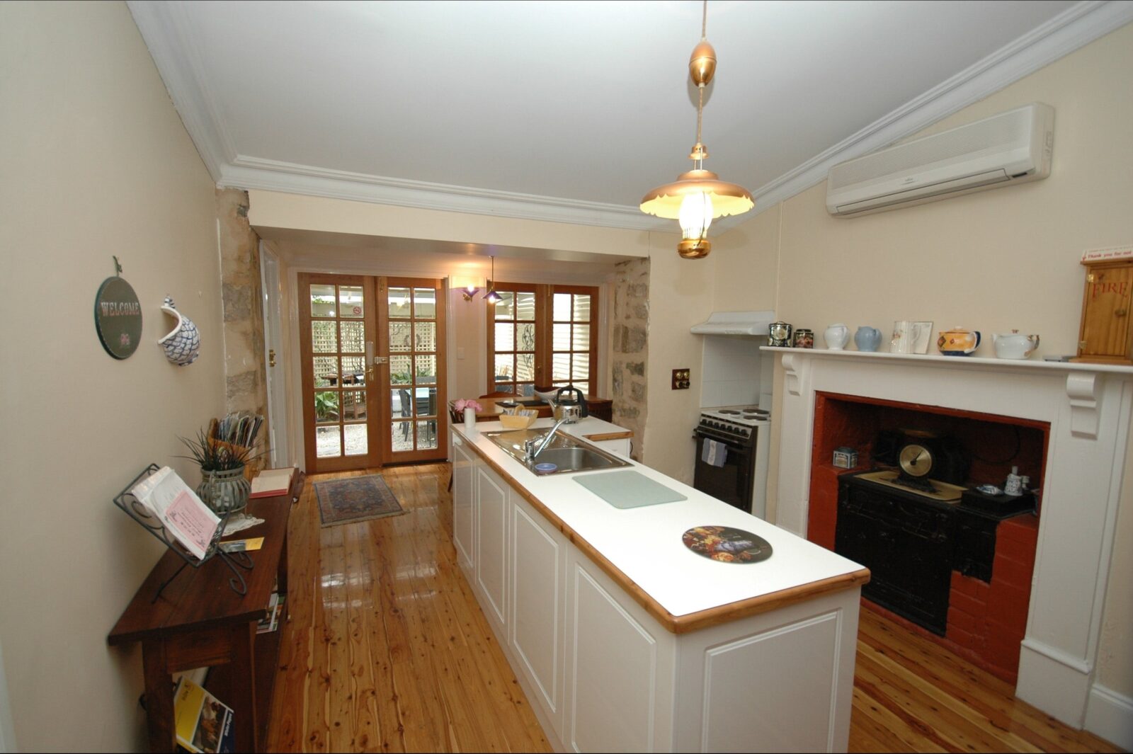 Kitcken and Dining room