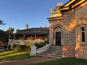 Hill House - Front property