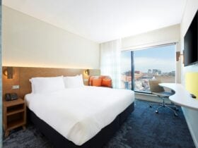 Queen Standard Room