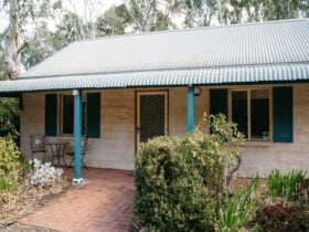 Exterior of Hutt River Cottage