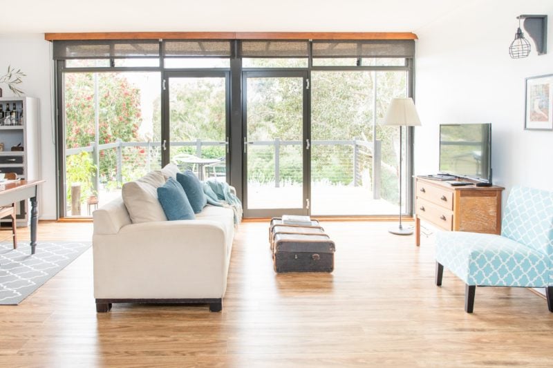 The Ponder at Karawatha Cottages - Living Area