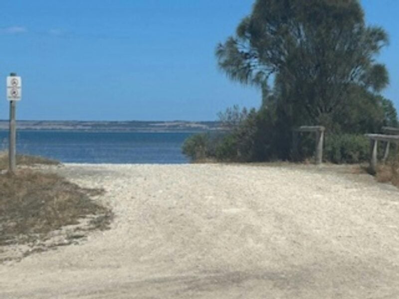 Across the road to picturesque Nepean Bay beach with black swans, pelicans, walking and bike path.