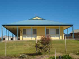 Larasa, Port Hughes