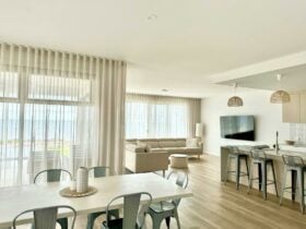 North Beach Hamptons, Wallaroo