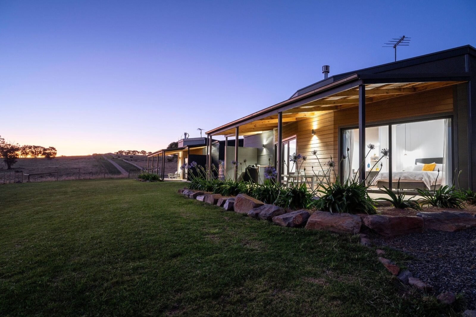 Night- time outdoors from the front