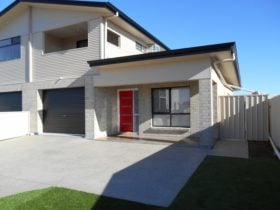 10b Charles Carter Way
