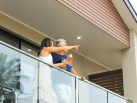 Renmark Holiday Apartments Balcony