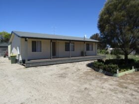 7 Acacia Rd