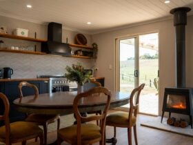 Full kitchen & wood heater