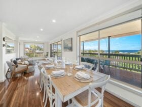 True South Carrickalinga - Ocean View Dining