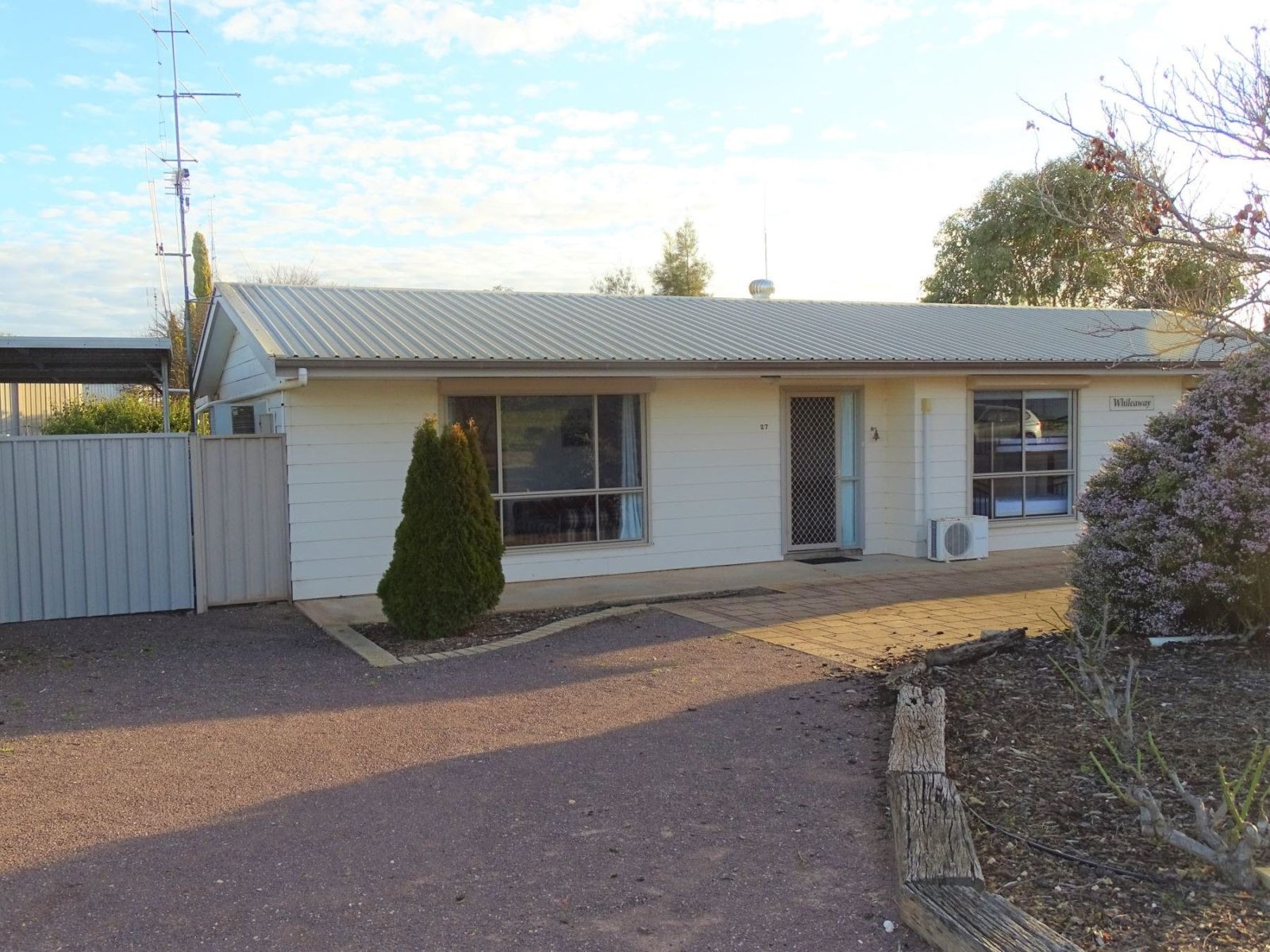 Whileaway, Port Hughes