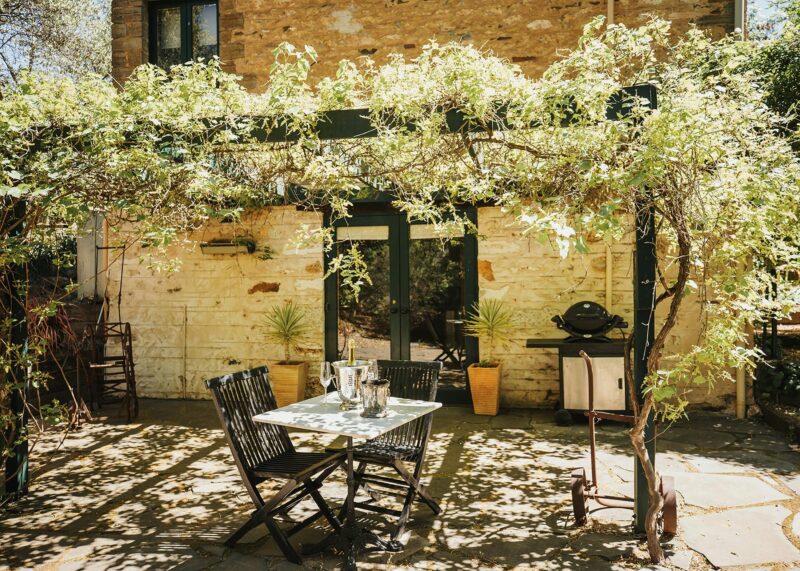 Perfect oudoor space. Read, dine, sit, take in the garden, enjoy a glass of wine.