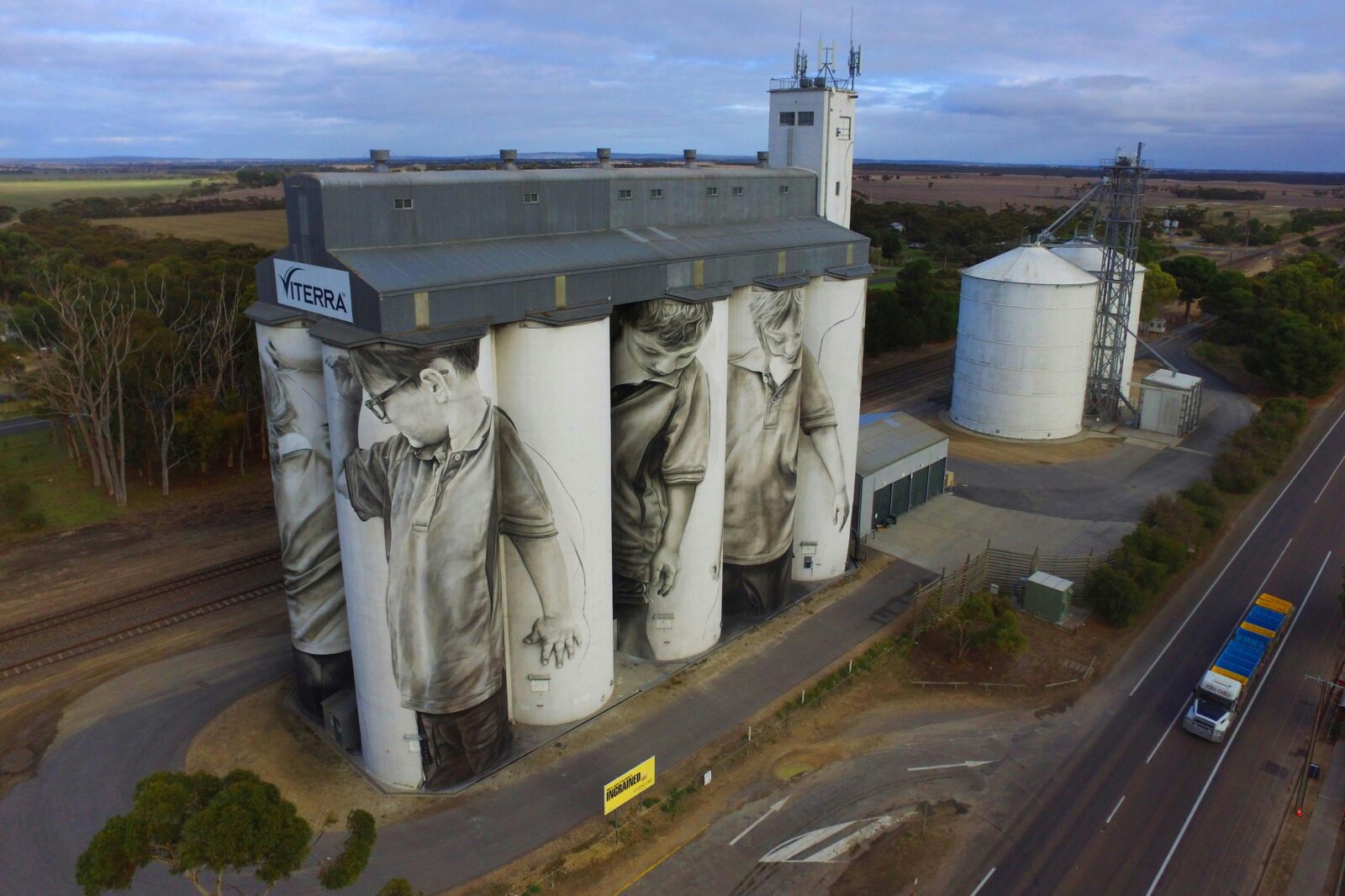 Coonalpyn Silos