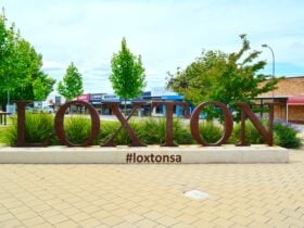 Loxton Sign