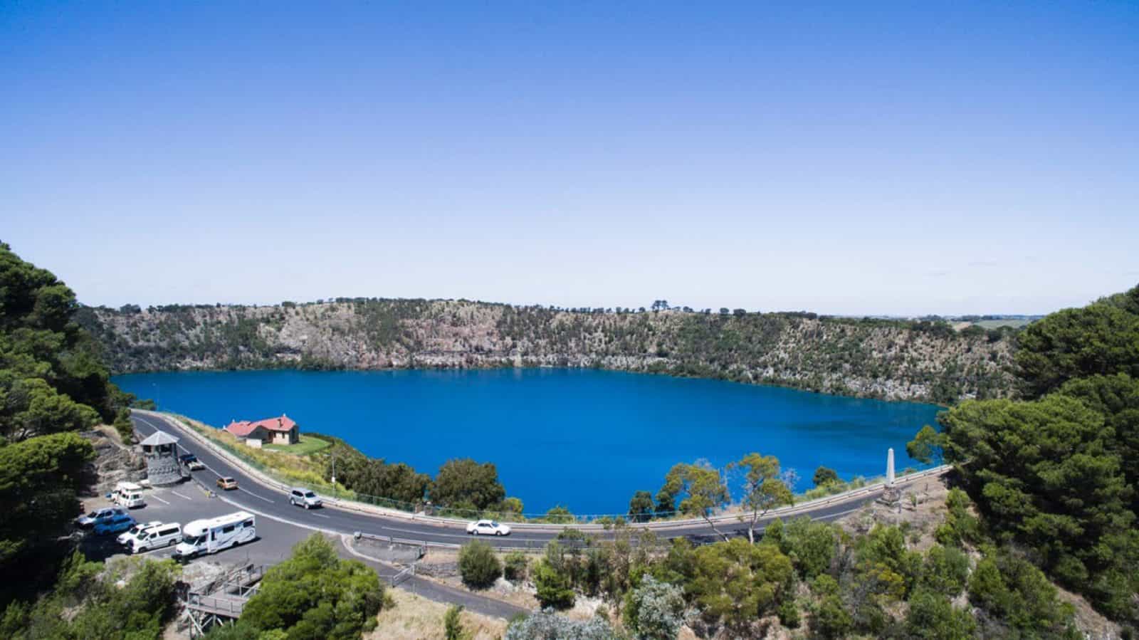 blue-lake-mount-gambier
