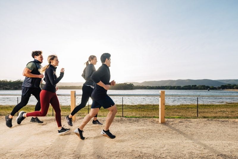 Walk or run 4.6km of trails which take you across the dam wall