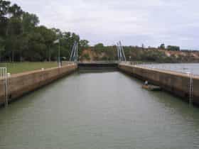 Lock 4