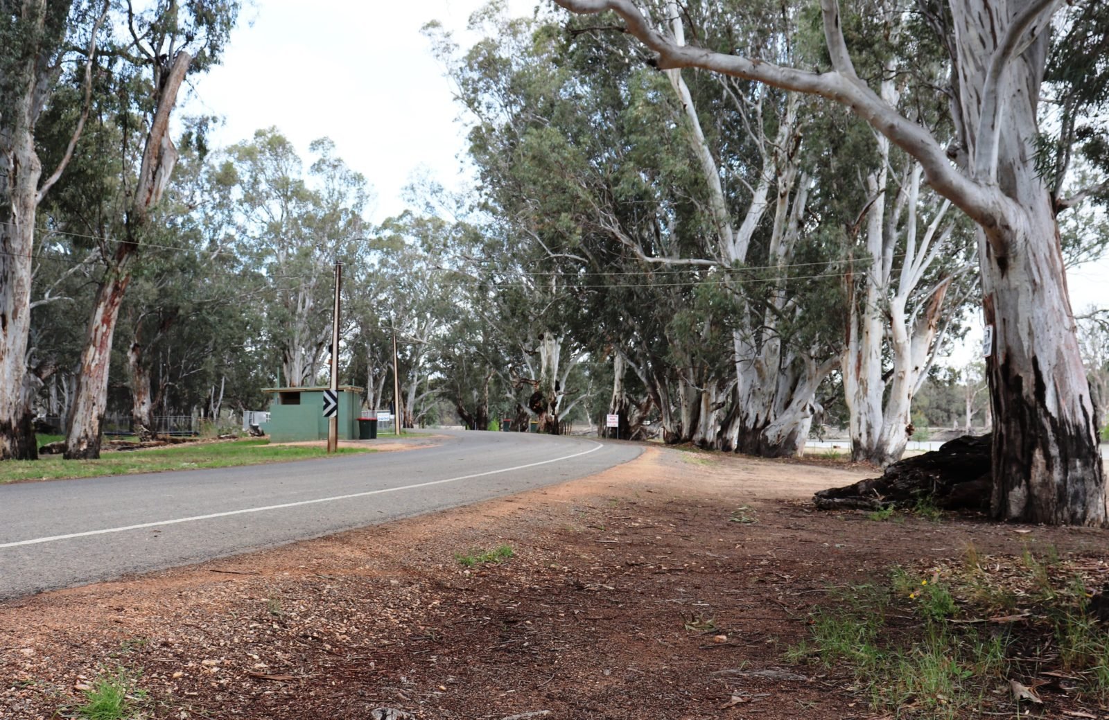 Visitors can access the riverfront via a sealed road.