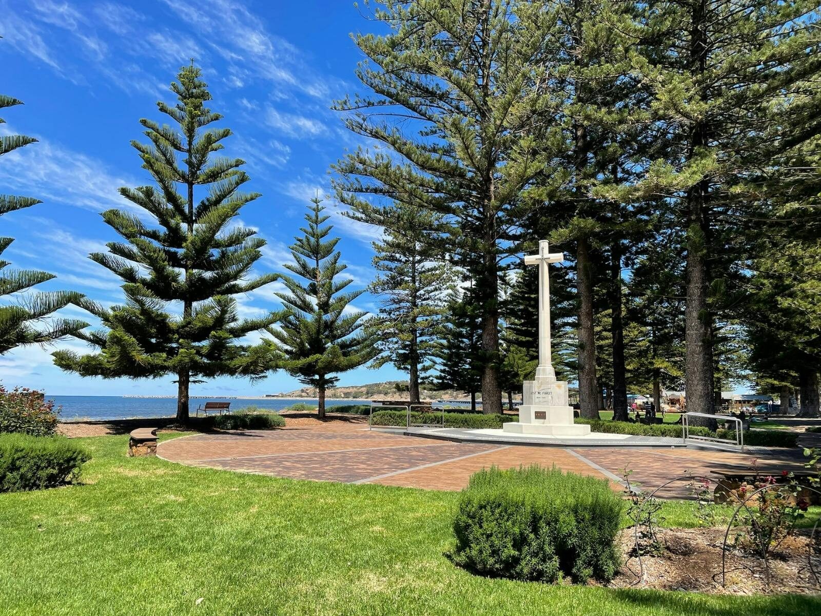 Soldiers Memorial Gardens set amongst the trees.