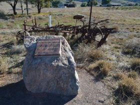 Wangaraleednie Monument
