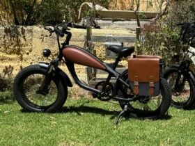 eBike configured to mimmic a retro style motorbike