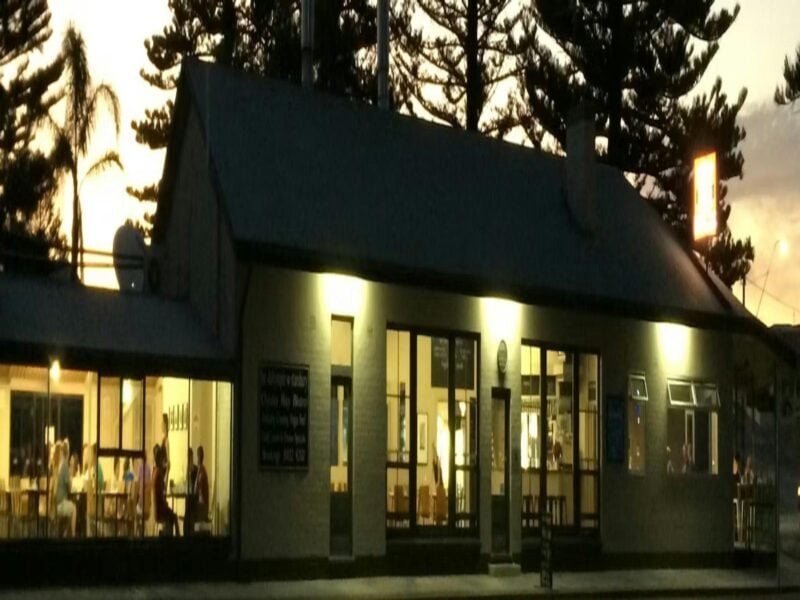 A view of Dalrymple Hotel, Stansbury at night