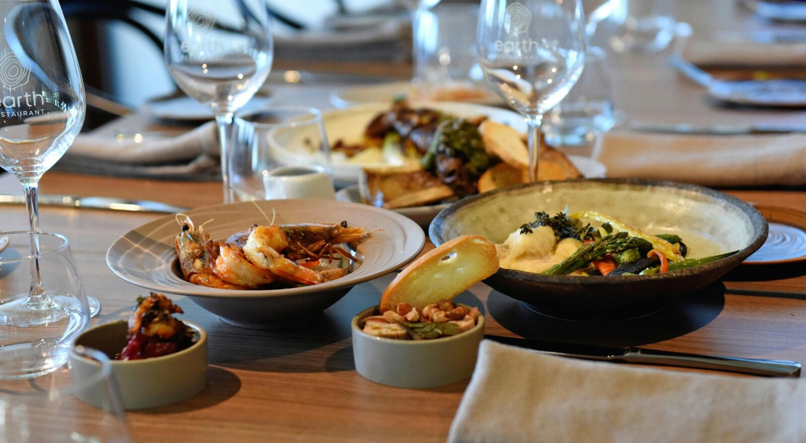Shared platters