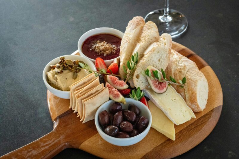 Main & Cherry platter