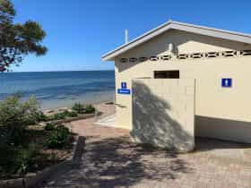 Public Toilet - Stansbury Foreshore