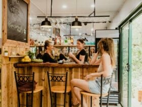 Cocktail bar
