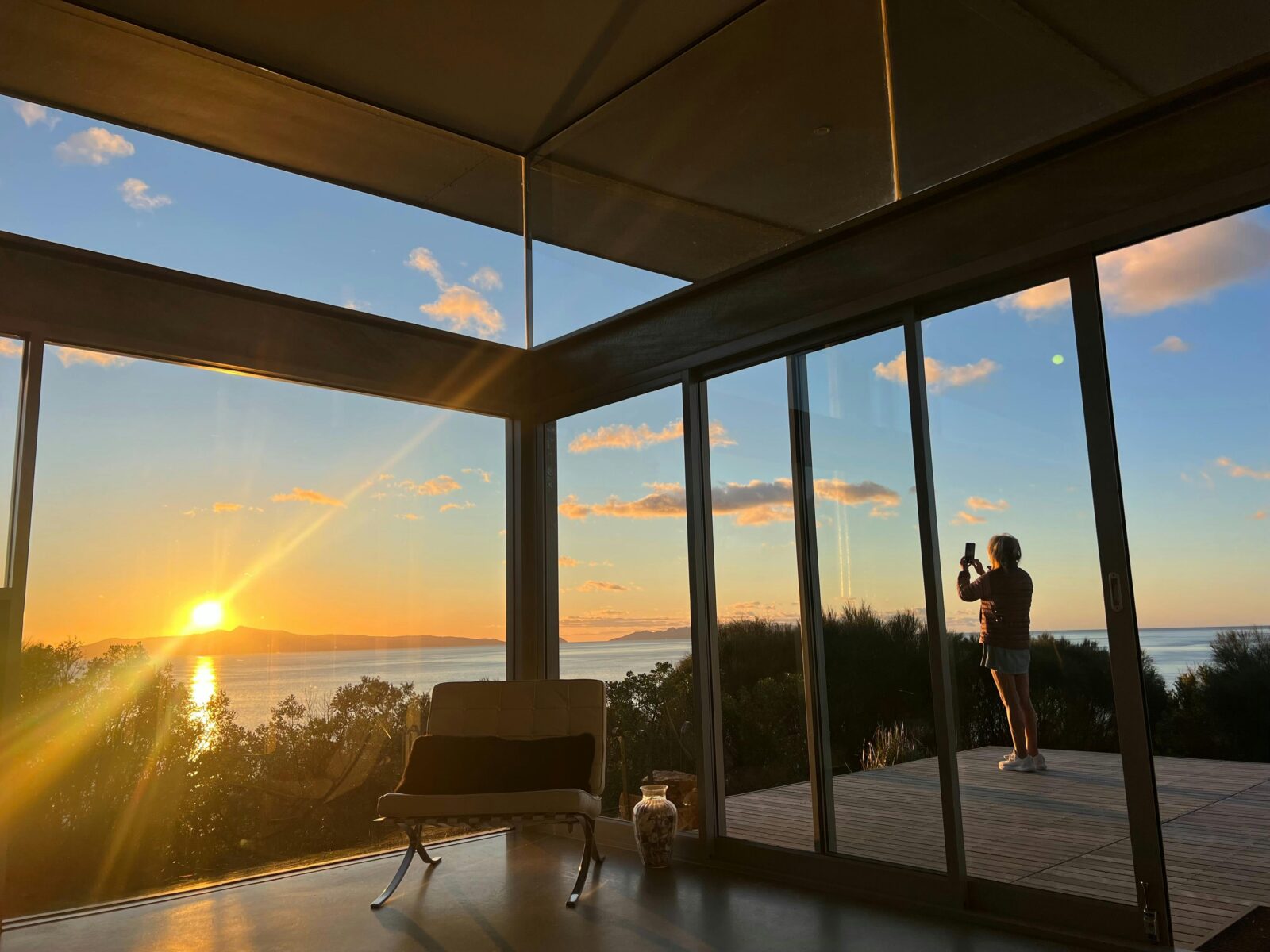 Picture paints a 1,000 words