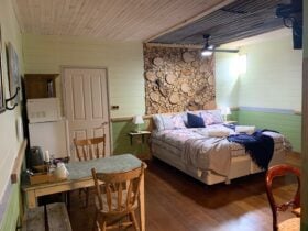 King size bed