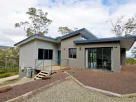 Hill Top Retreat