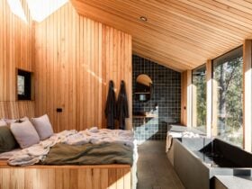 Hunter Huon Valley, queen bed with Cultiver Linen and luxurious composite stone bath tub