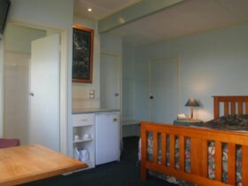 Wilderness Retreat Ensuite Room