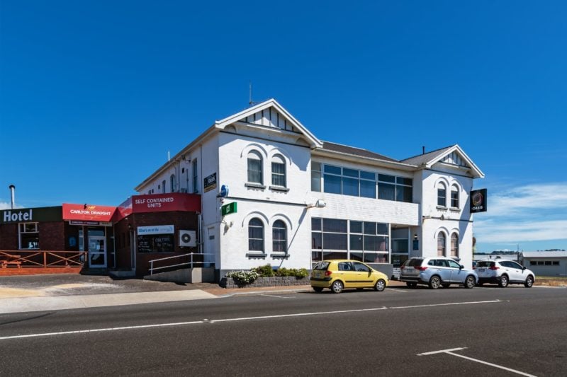 Street View of bottleshop and bar deck