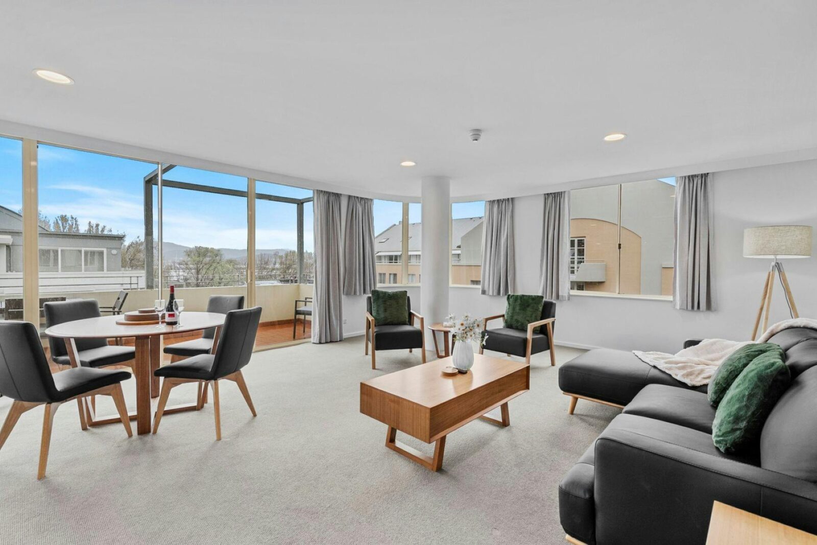Stayinhobart