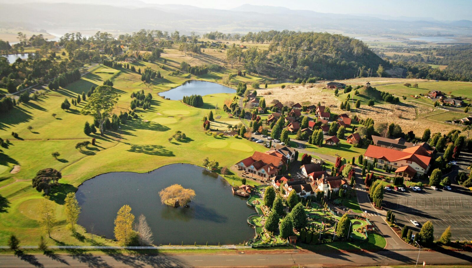 Resort in the Tamar Valley