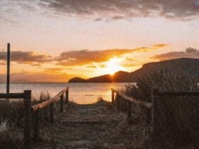 Direct access to the beach