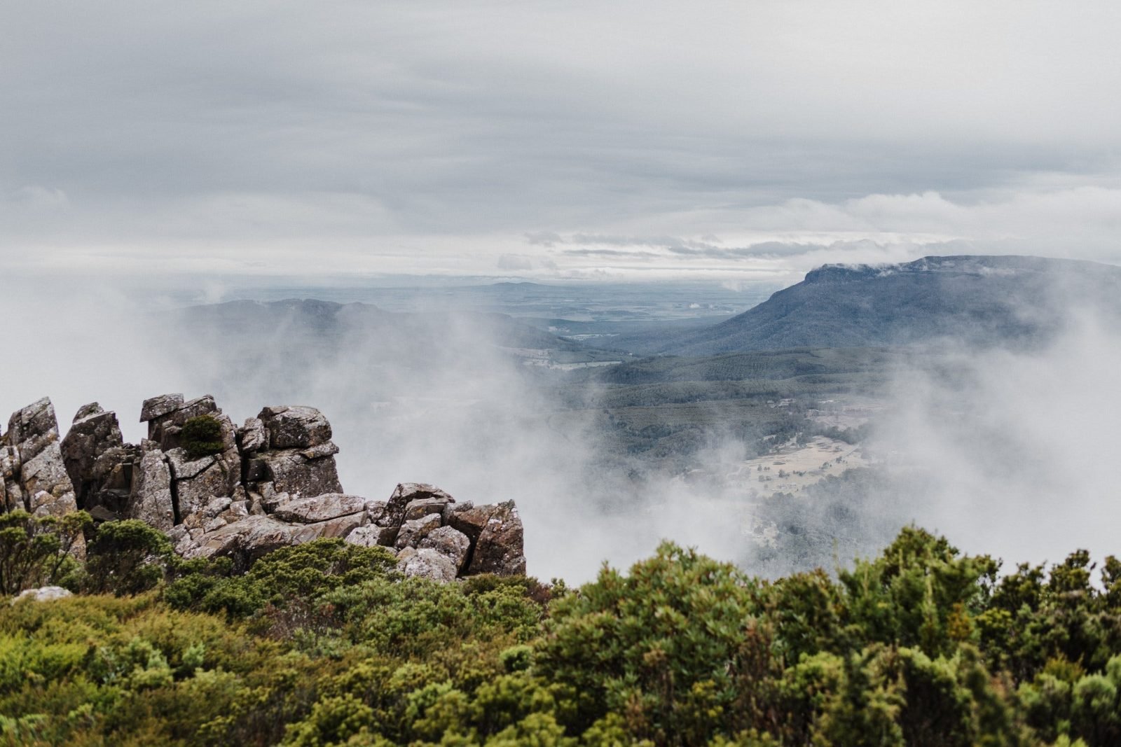 Fog rolling in on Quamby summit
