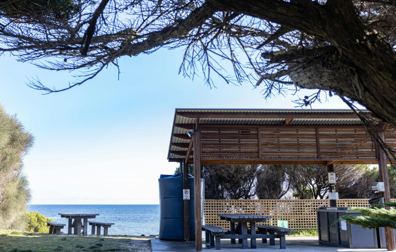 Whitemark Foreshore Picnic BBQ Area