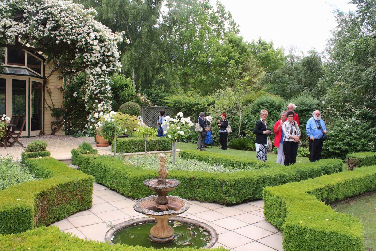Tasmanian Garden Tours - Tasmanian Gourmet Sauce Company