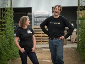 Jane & Ashley Huntington operate the business single handedly.