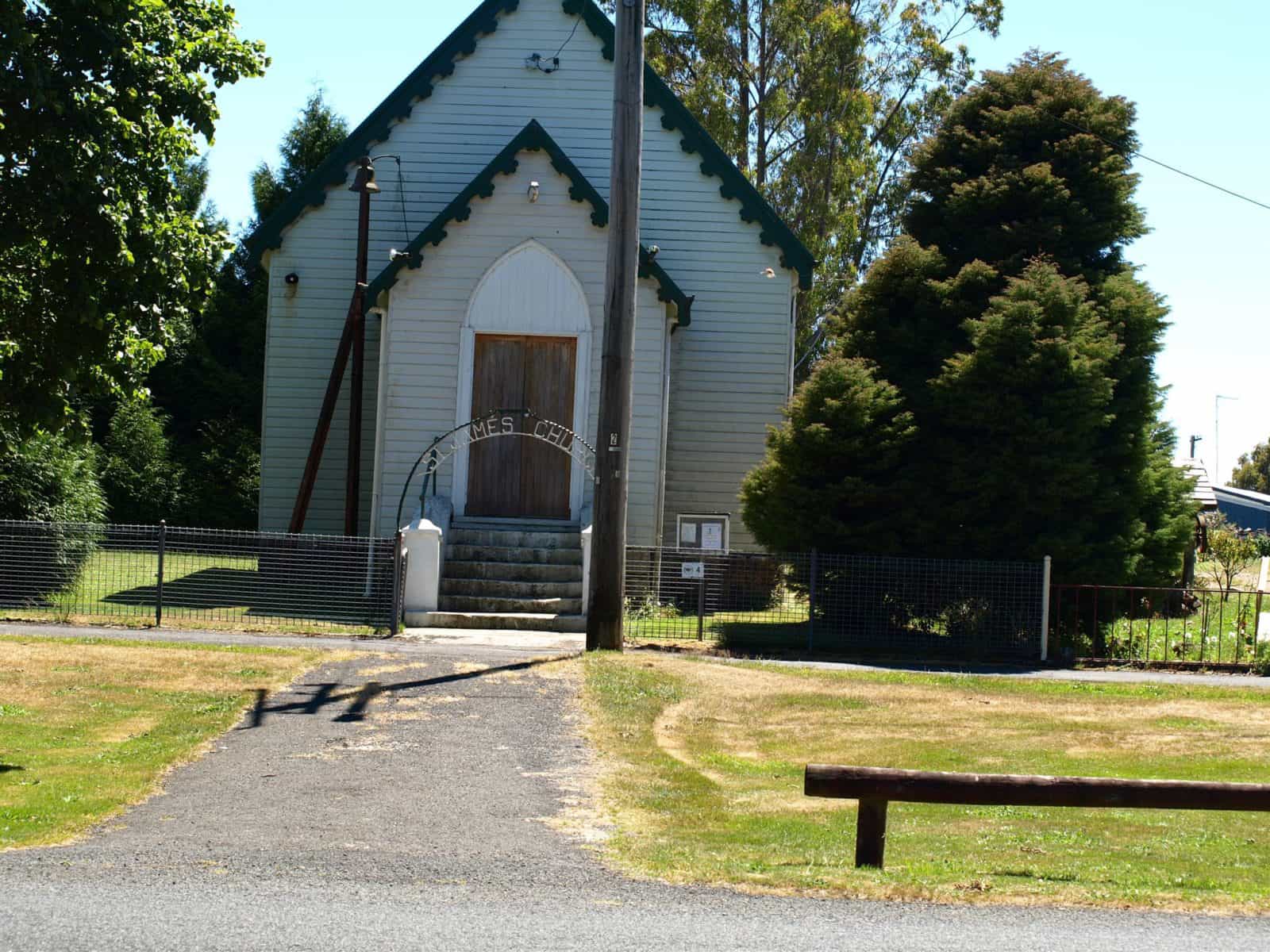 St James Church Waratah Historic buildings