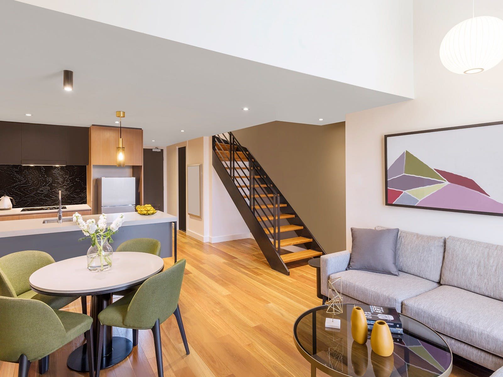 Lounge 3 bedroom apartment