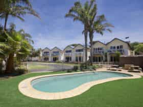 Pool by day